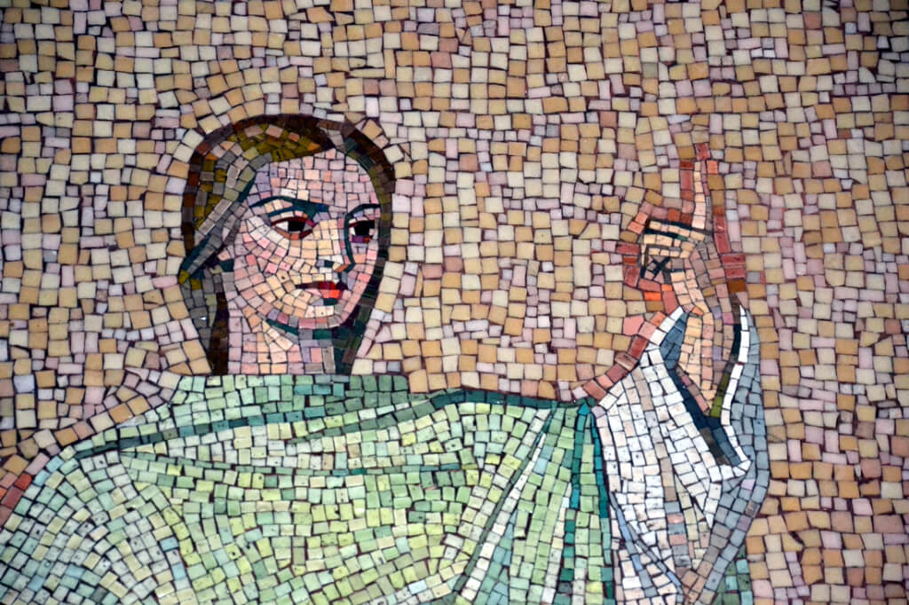 Ambrosiana Arte Milano: realizzazione mosaico e restauro mosaici